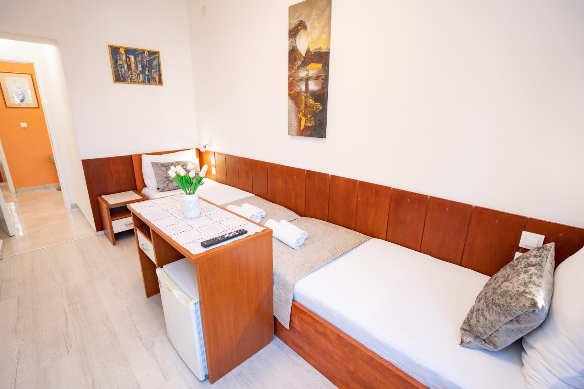 Pool Mansion Magnolia - Comfort Rooms Novalja Exteriér fotografie